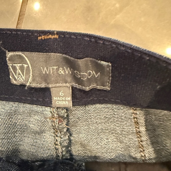 Wit & Wisdom denim. Size 6. Worn twice! - Picture 5 of 5